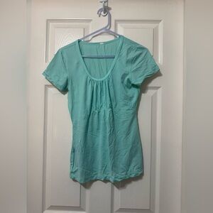 Lululemon short sleeve size 6 vguc